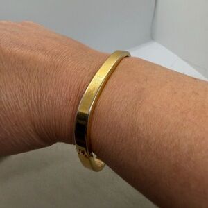 Monet Signed Vintage Bracelet | 2.5 in Circumference | Gold Tone | Shows Wear
